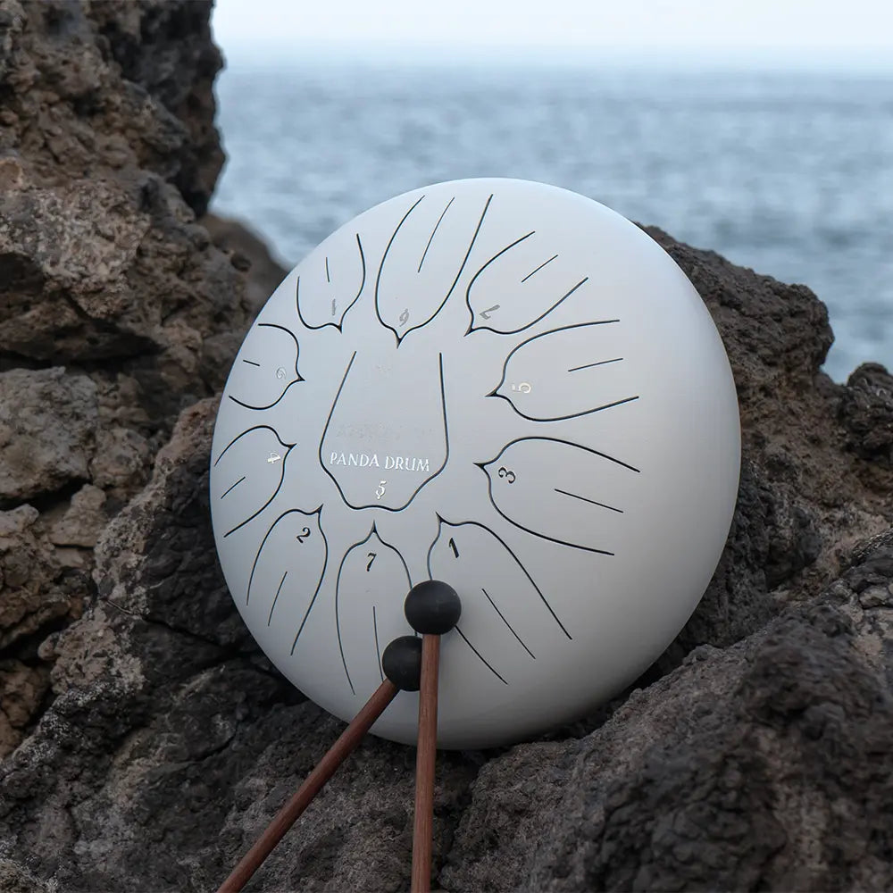 Panda Drum Plus Handmade 32 cm steel tongue drum with 11